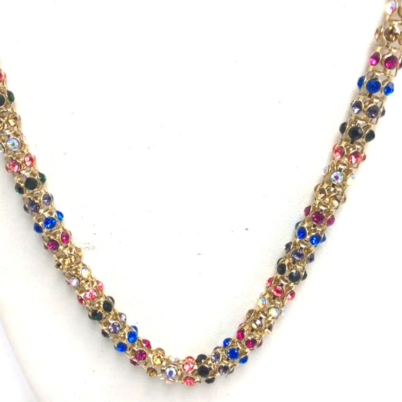 BETSEY JOHNSON Funfetti Collection Rainbow Crystal Magnetic Closure Necklace. - Picture 6 of 9